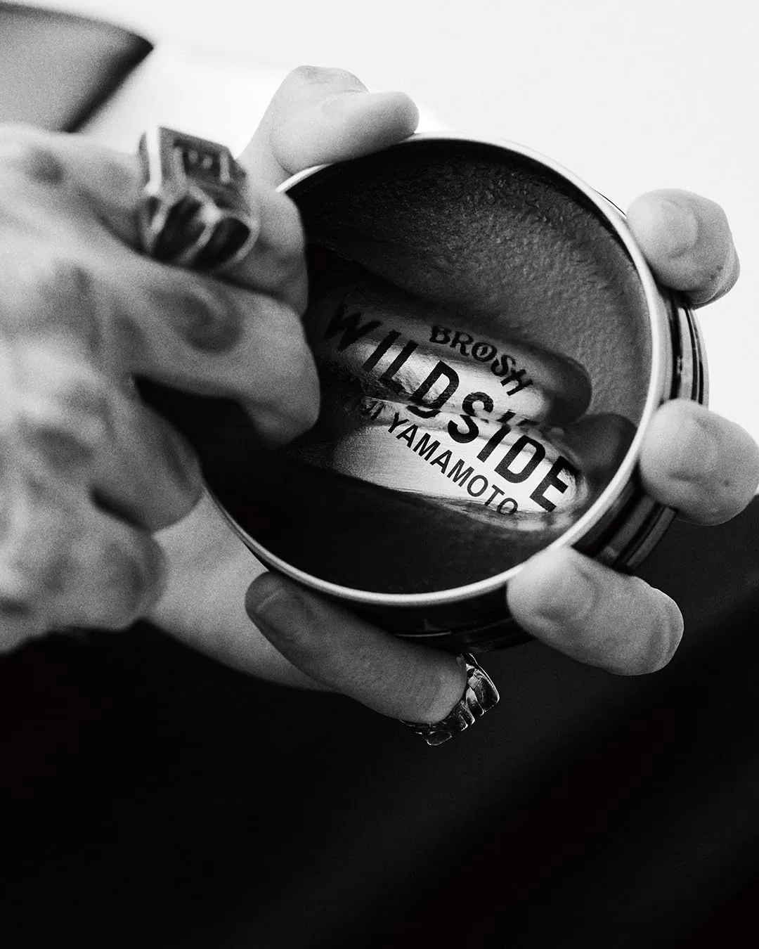 Помада для волос «Yohji Yamamoto Pomade Skull Rose» от Brosh x Wildside Brosh — фото 3