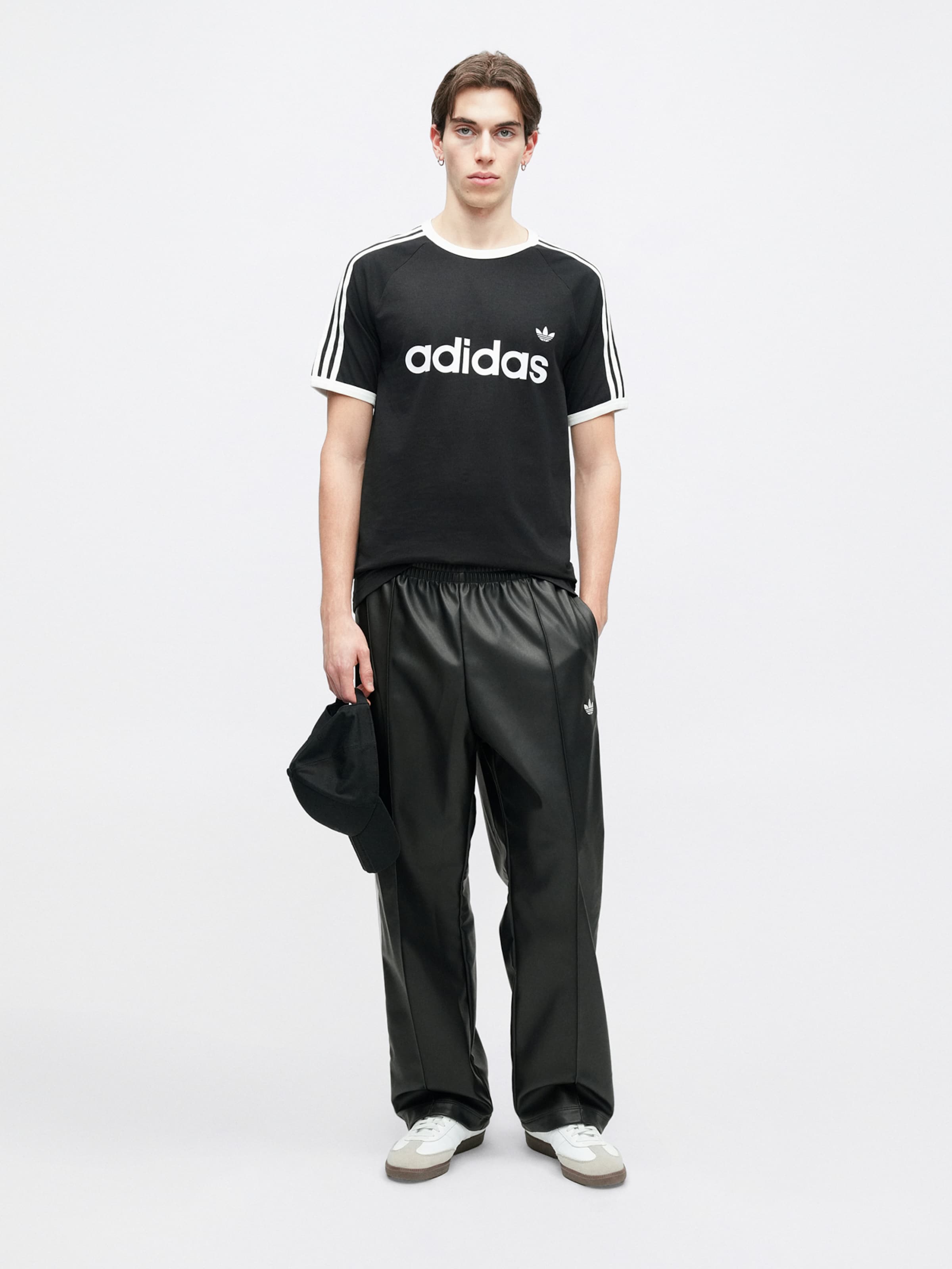 Adidas Originals Футболка '3S RINGER T' в черном цвете — фото 4