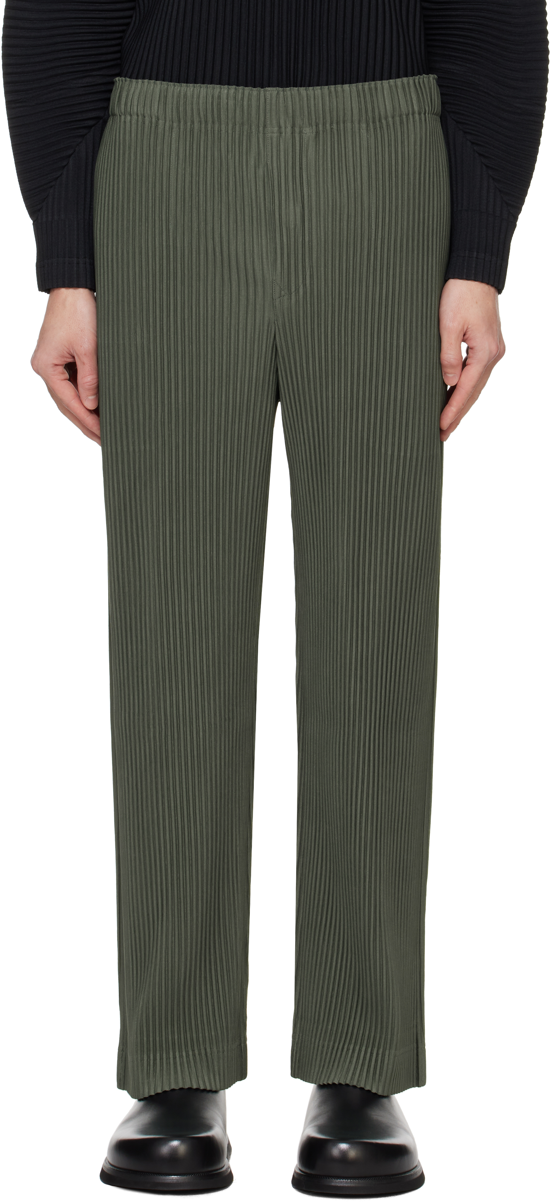 

Зеленые брюки ежемесячного цвета октября HOMME PLISSe ISSEY MIYAKE, Moss Green
