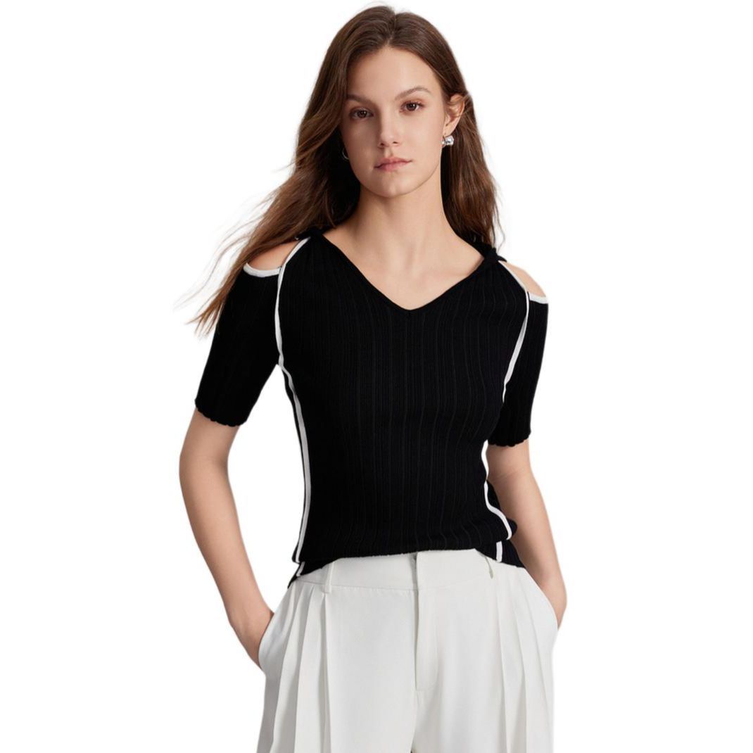 

ELLE Трикотажный свитер Women's Black Crew Neck Moderate Others