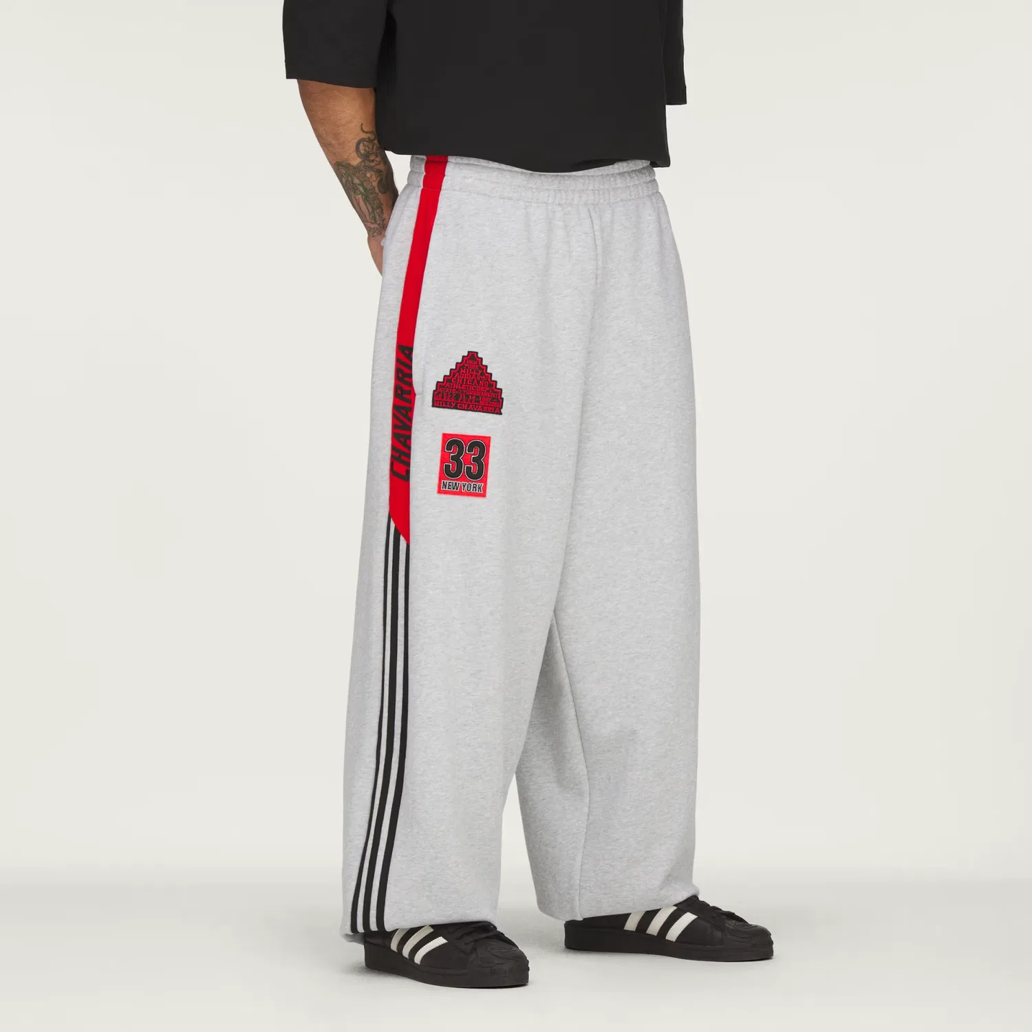 Вязаные спортивные штаны Adidas Originals x Willy Chavarria светло-серые