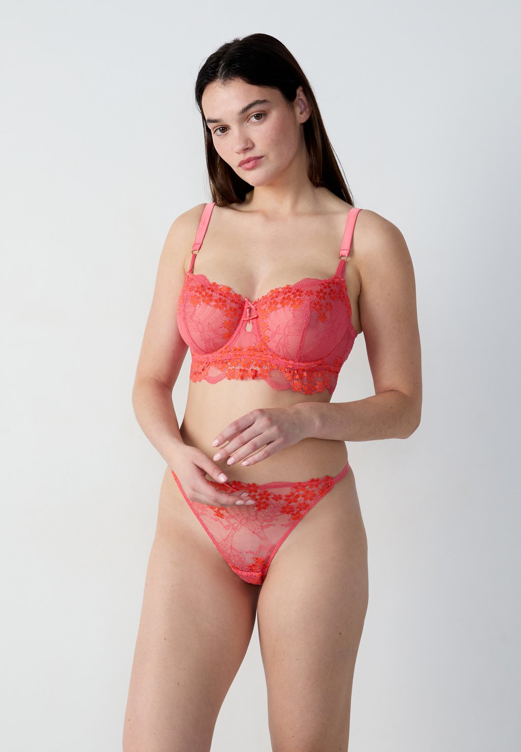 

Бюстгальтер балконет SOMPTUEUSE Etam, светло-розовый