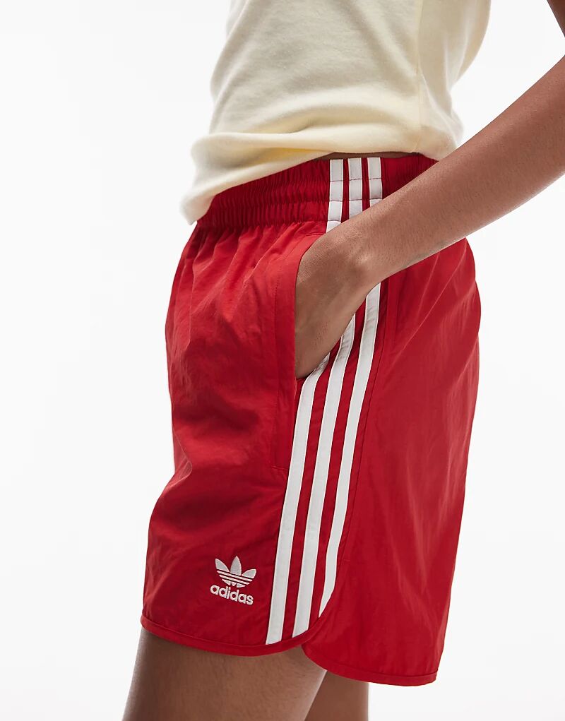 Красные спринтерские шорты adidas Originals Adicolor — фото 2