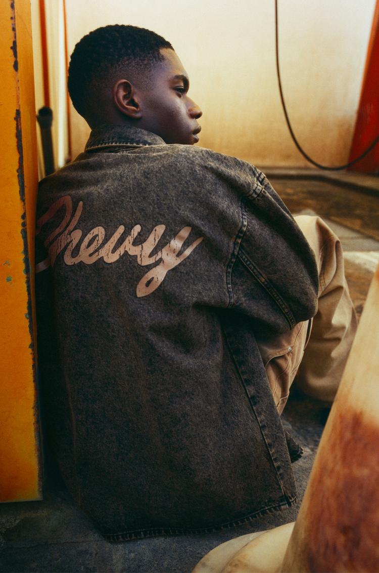 

Джинсовая рубашка Chevrolet Pull And Bear, серый