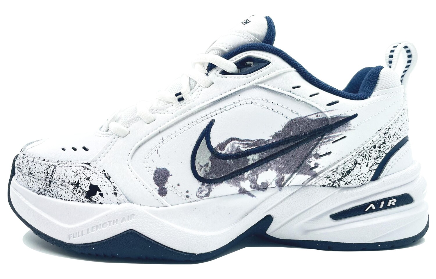 

Массивные кроссовки Nike Air Monarch 4 унисекс, White