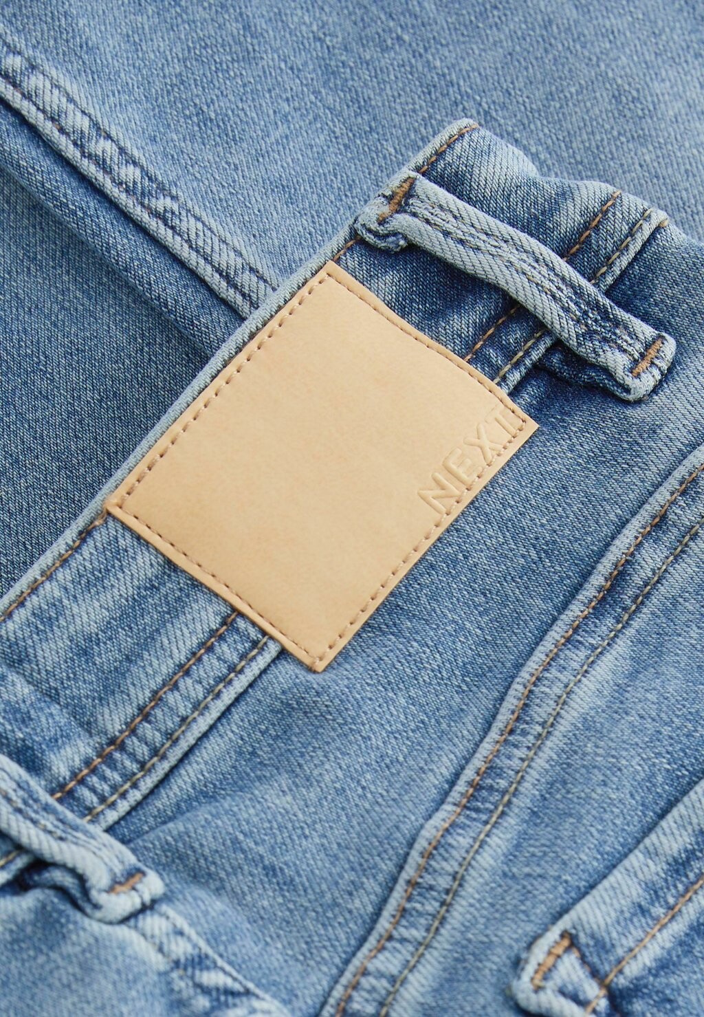 Джинсы с небольшим расклешенным низом SUPER SOFT STANDARD Next, пестрый синий — фото 2