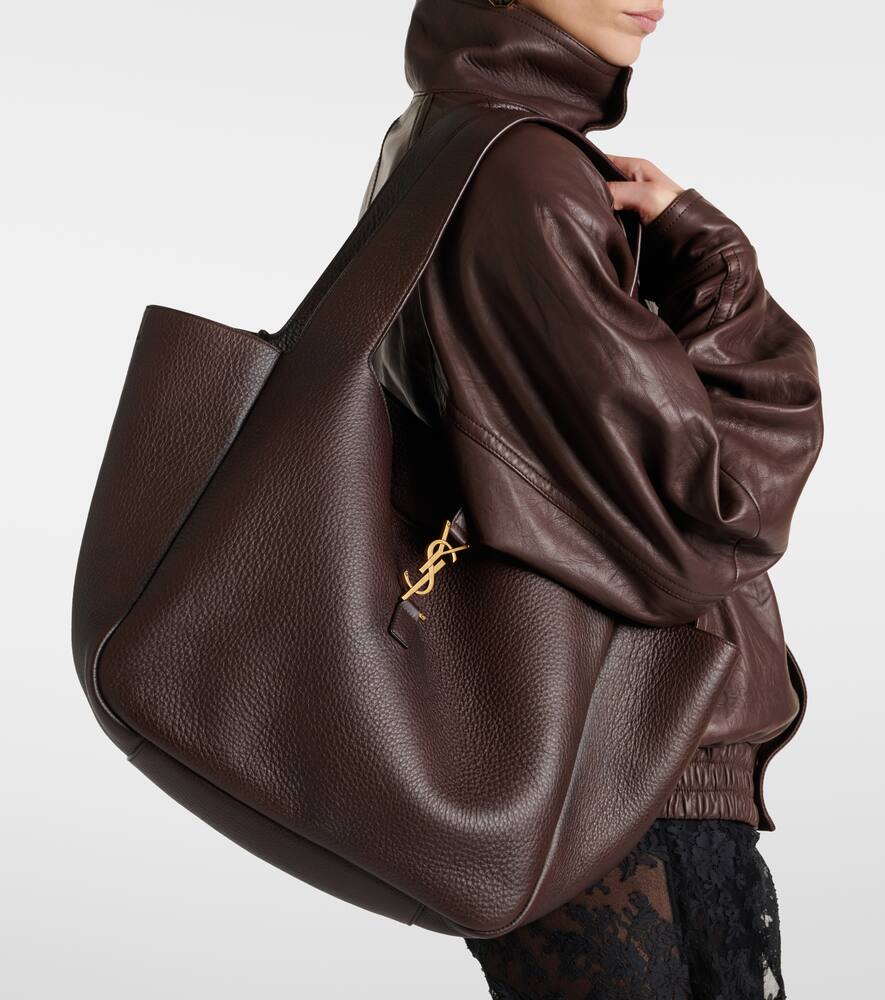 Кожаная сумка-шопер Le 5 à 7 Bea Large Saint Laurent, Marron Fonce — фото 2