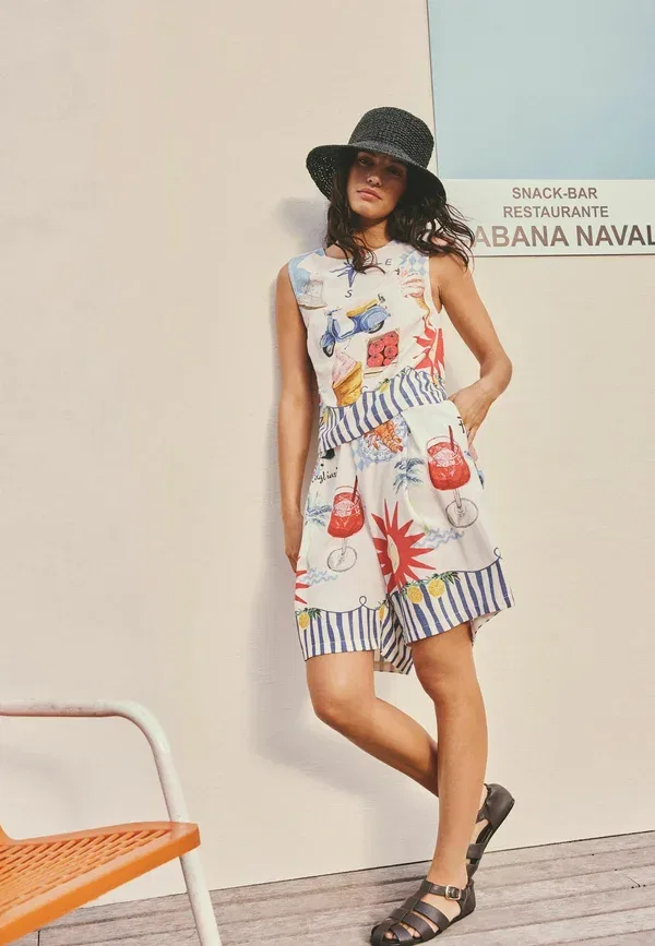 Шорты-бермуды Regular fit Next, cream red map print, кремовый с красным принтом — фото 3