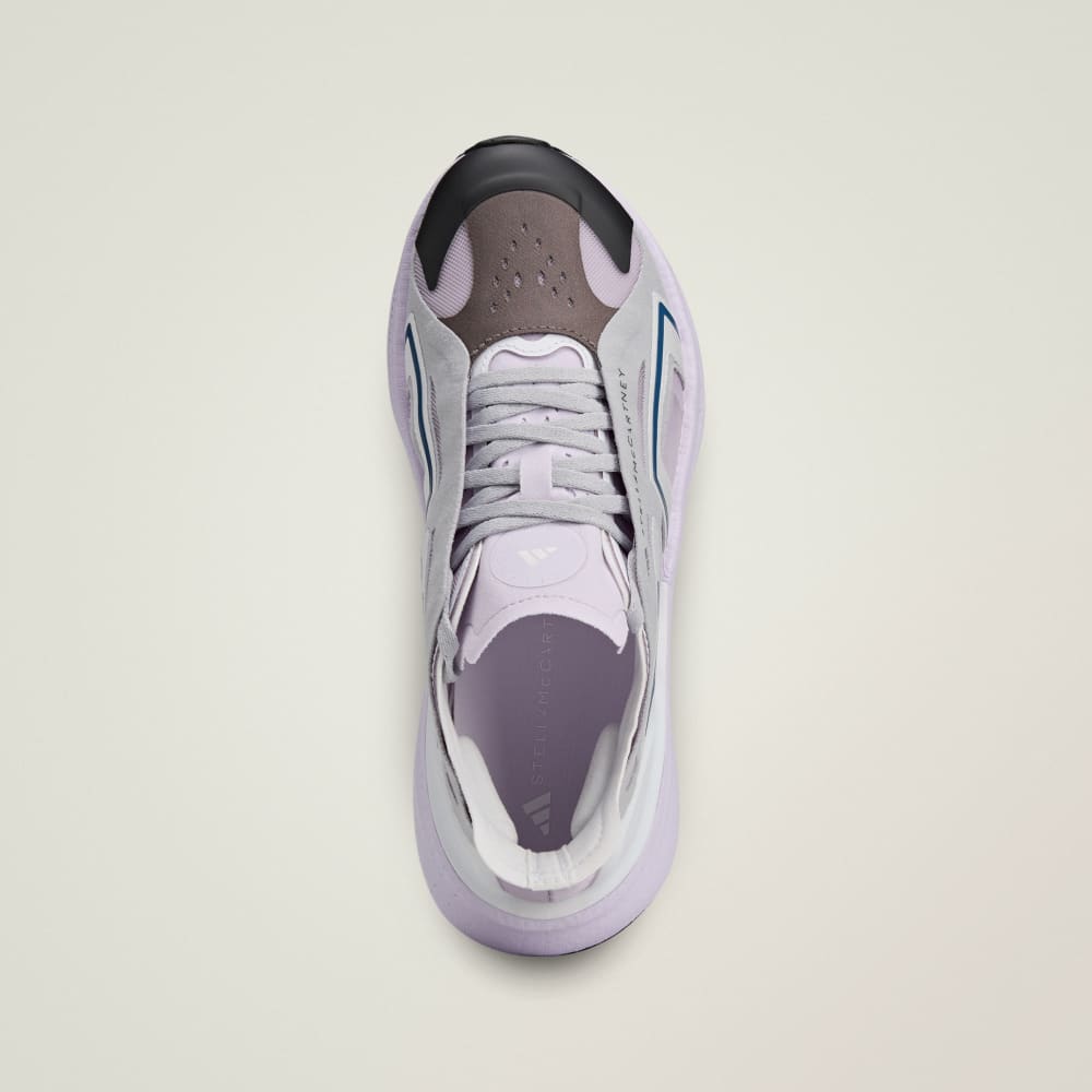 Кроссовки Adidas by Stella McCartney Ultraboost 5 Shoes, цвет Clear Onix/Utility Black/Cloud White — фото 4