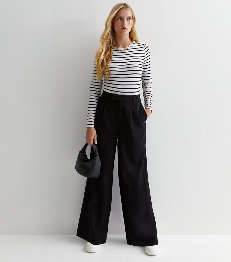 

Миниатюрные черные широкие брюки с высокой талией New Look, черный