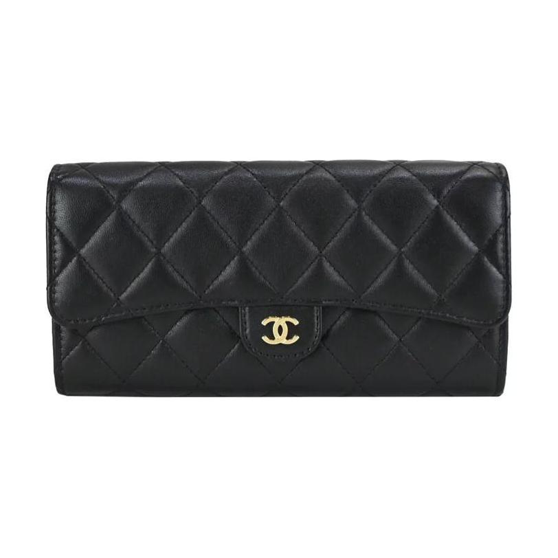 

Женский кошелёк из ягнёнка чёрный CHANEL