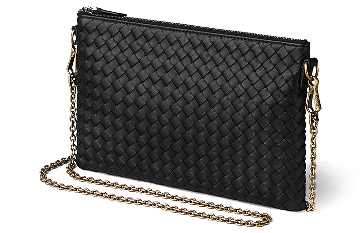 Bottega Veneta Чёрная женская кожаная ламинированная переносная сумка через плечо — фото 2