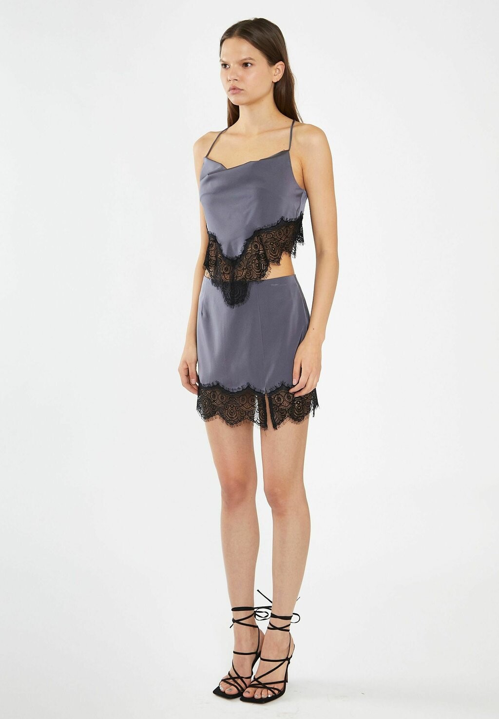 

Мини-юбка TRIM MINI Glamorous, серый