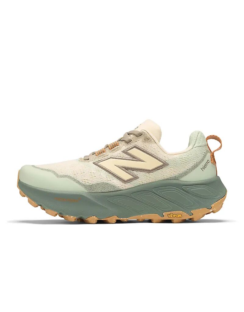 Кроссовки New Balance Fresh Foam x Hierro V9 бежевого цвета