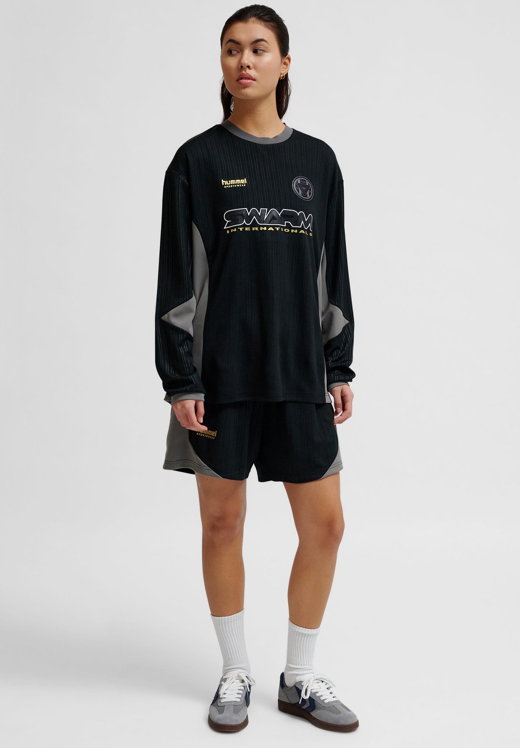 

Топ с длинными рукавами LOOSE CORER Hummel, черный