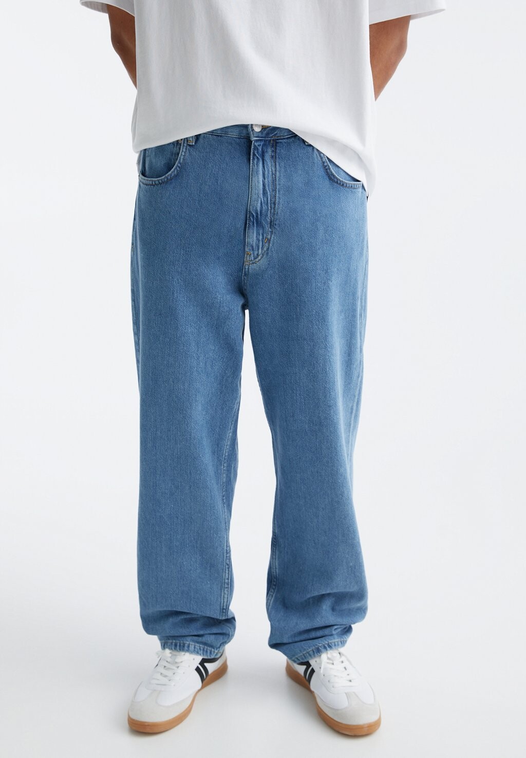 

Джинсы-сигареты Baggy Fit PULL&BEAR, цвет dark blue denim