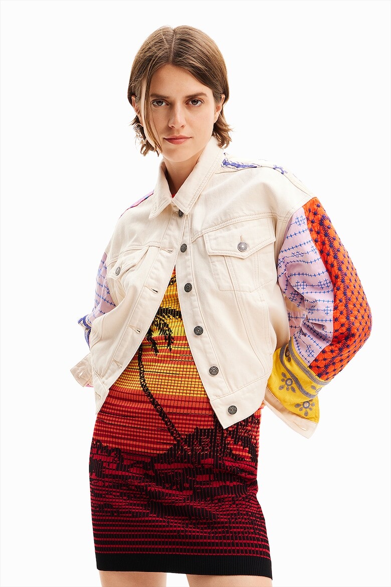 

Джинсовая куртка Julie с вышивкой Desigual, красный