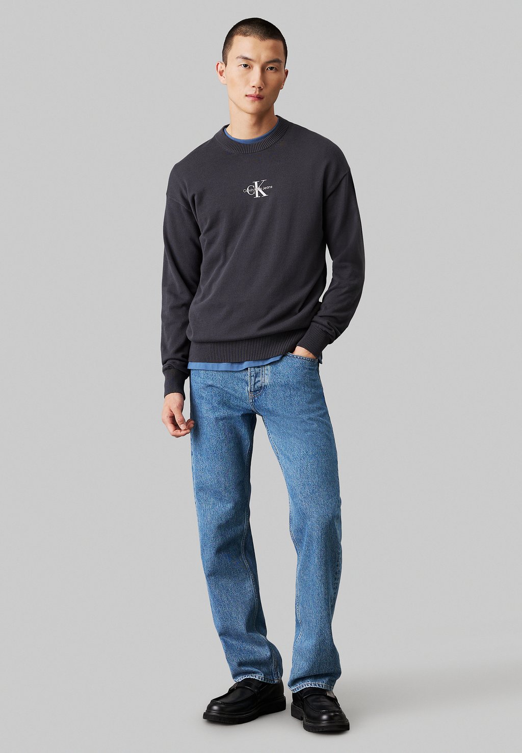 

Джемпер LOGO Calvin Klein Jeans, темно-серый