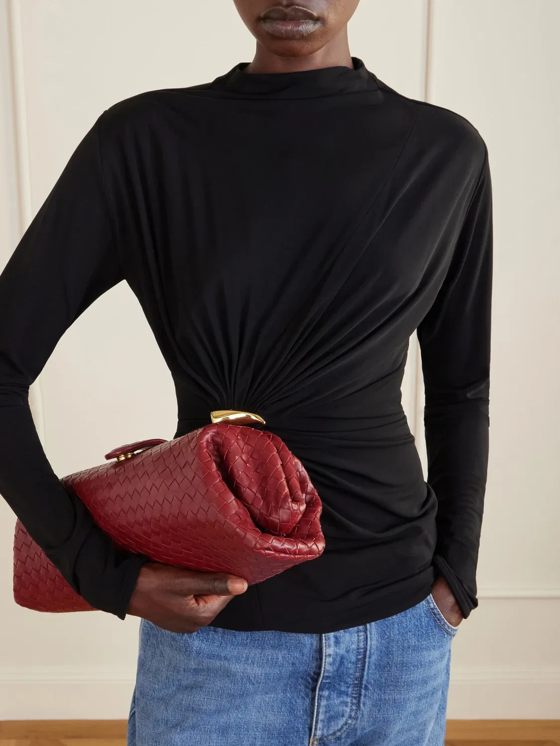 Клатч из кожи Intrecciato BOTTEGA VENETA, красный — фото 3