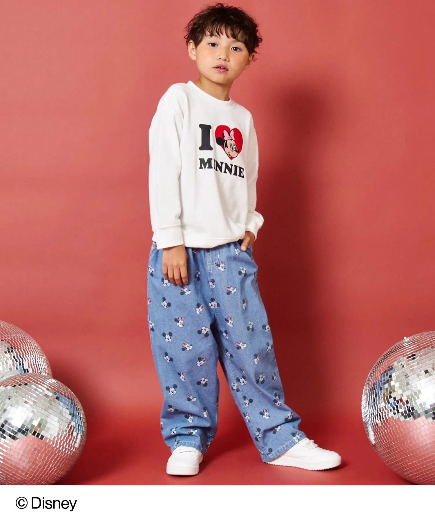 【Disney】＜Микки и Минни＞ ANAP KIDS I LOVE Дизайн: объемная толстовка-пуловер 【Комплект для родителей и детей】 — фото 4