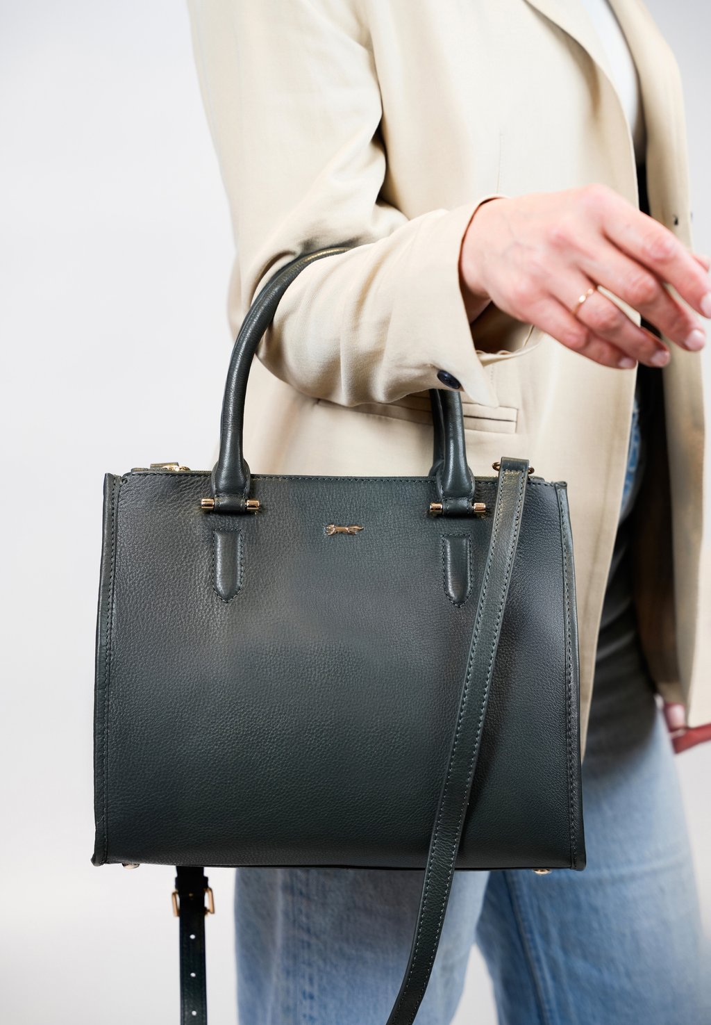 

Сумка-тоут ENIGMA Paul Costelloe, черный