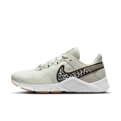 

Кроссовки Nike Legend Essential 2 Premium, цвет Light Bone/Wheat/White/Black