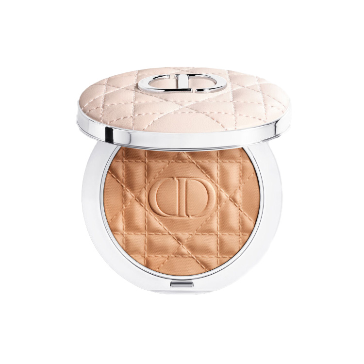 Пудра Dior Forever Nude Radiant Filter с сияющим финишем #03
