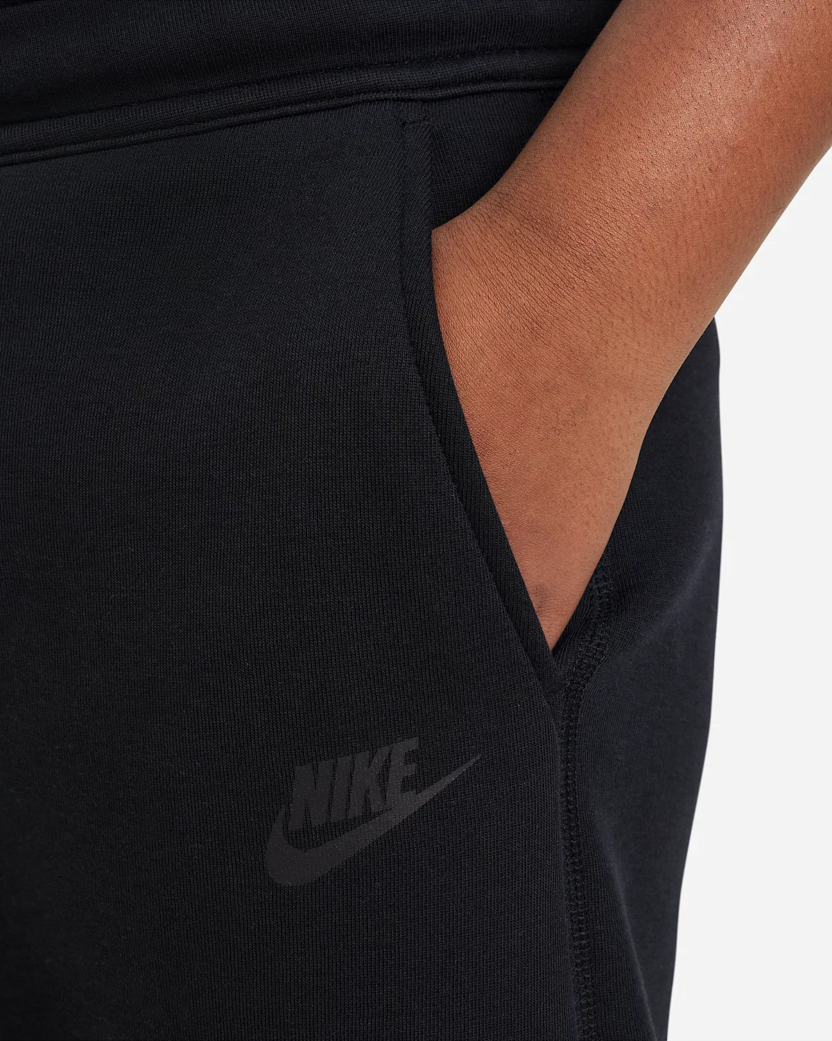 Детские (мальчиковые) штаны (удлиненный размер) Nike Sportswear Tech Fleece, Black/Black/Black — фото 4