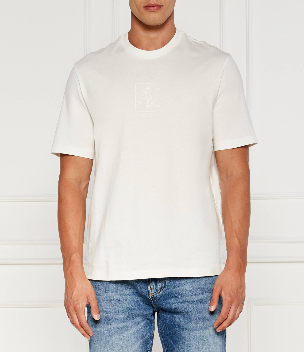 

Футболка Armani Exchange Loose fit, белый