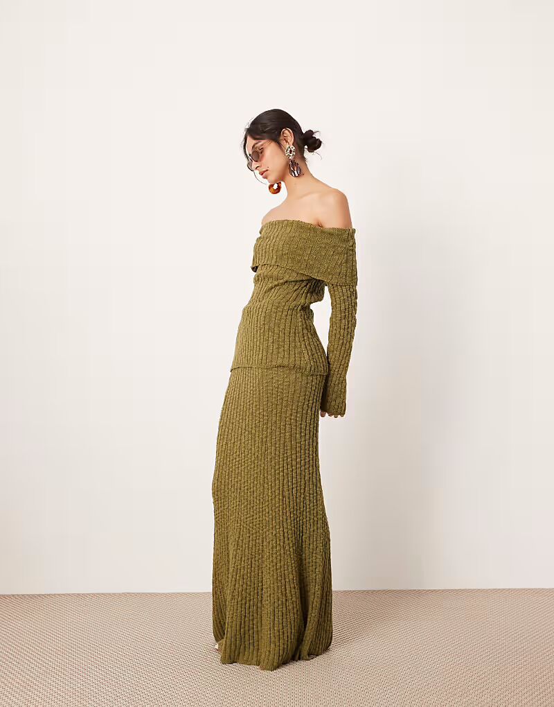 

Трикотажная юбка макси ASOS EDITION зеленого цвета