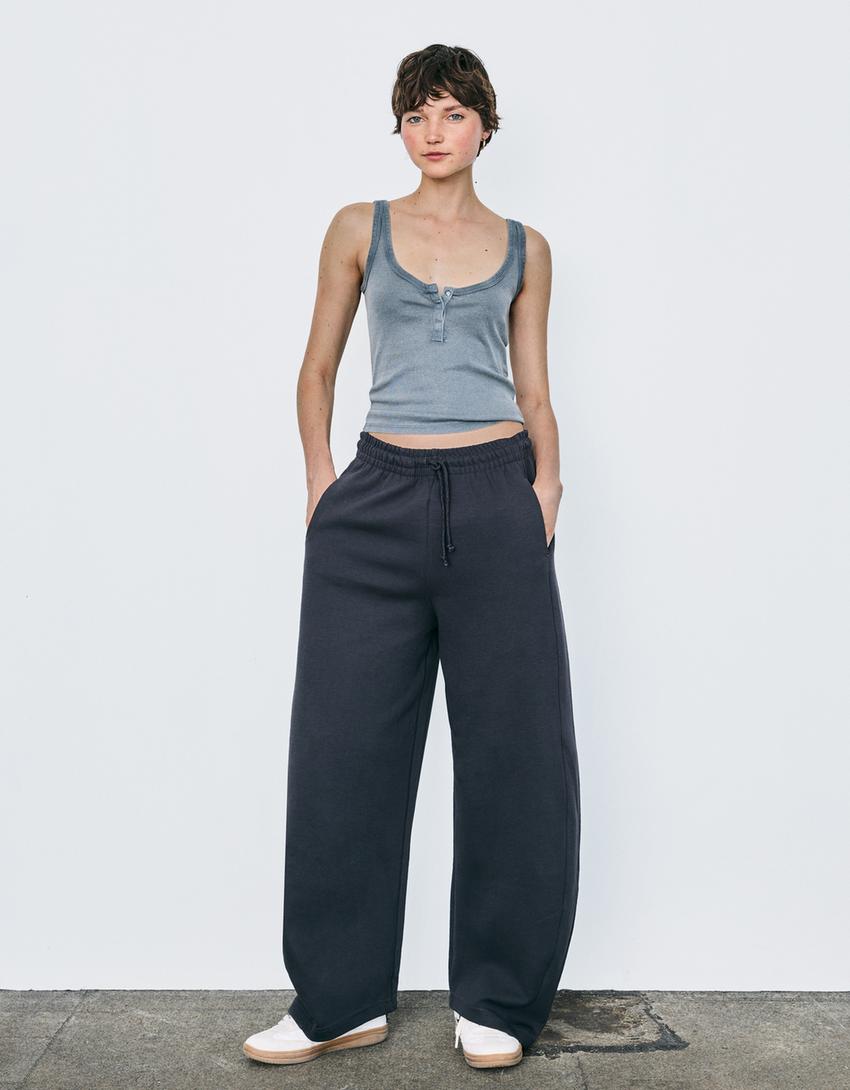 

Брюки-Бочонки из плюша Bershka, серый