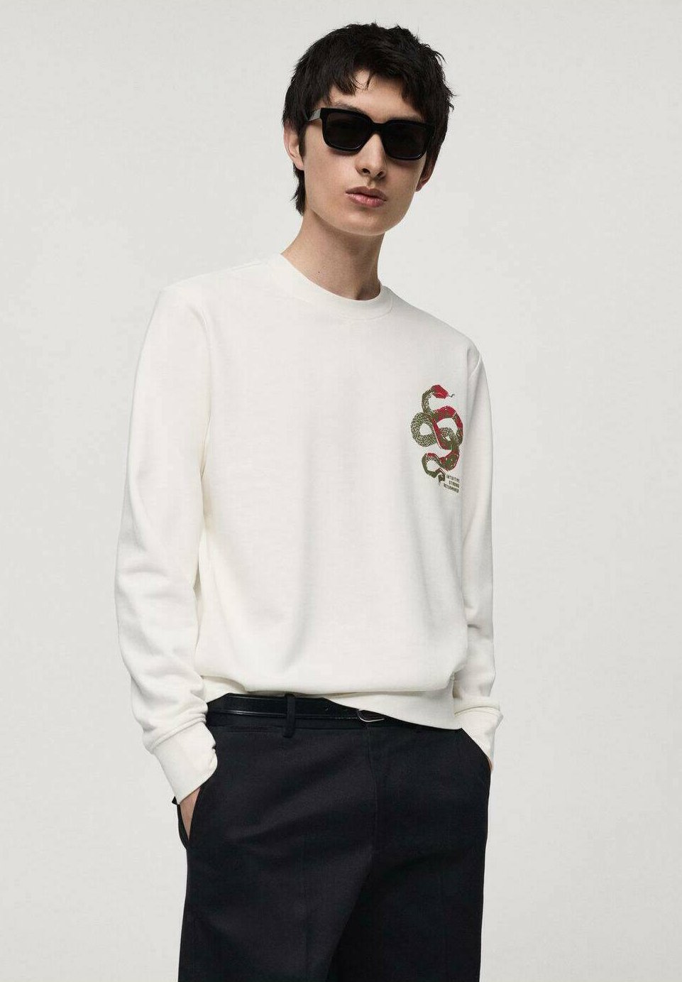 

Толстовка Mango, слоновая кость