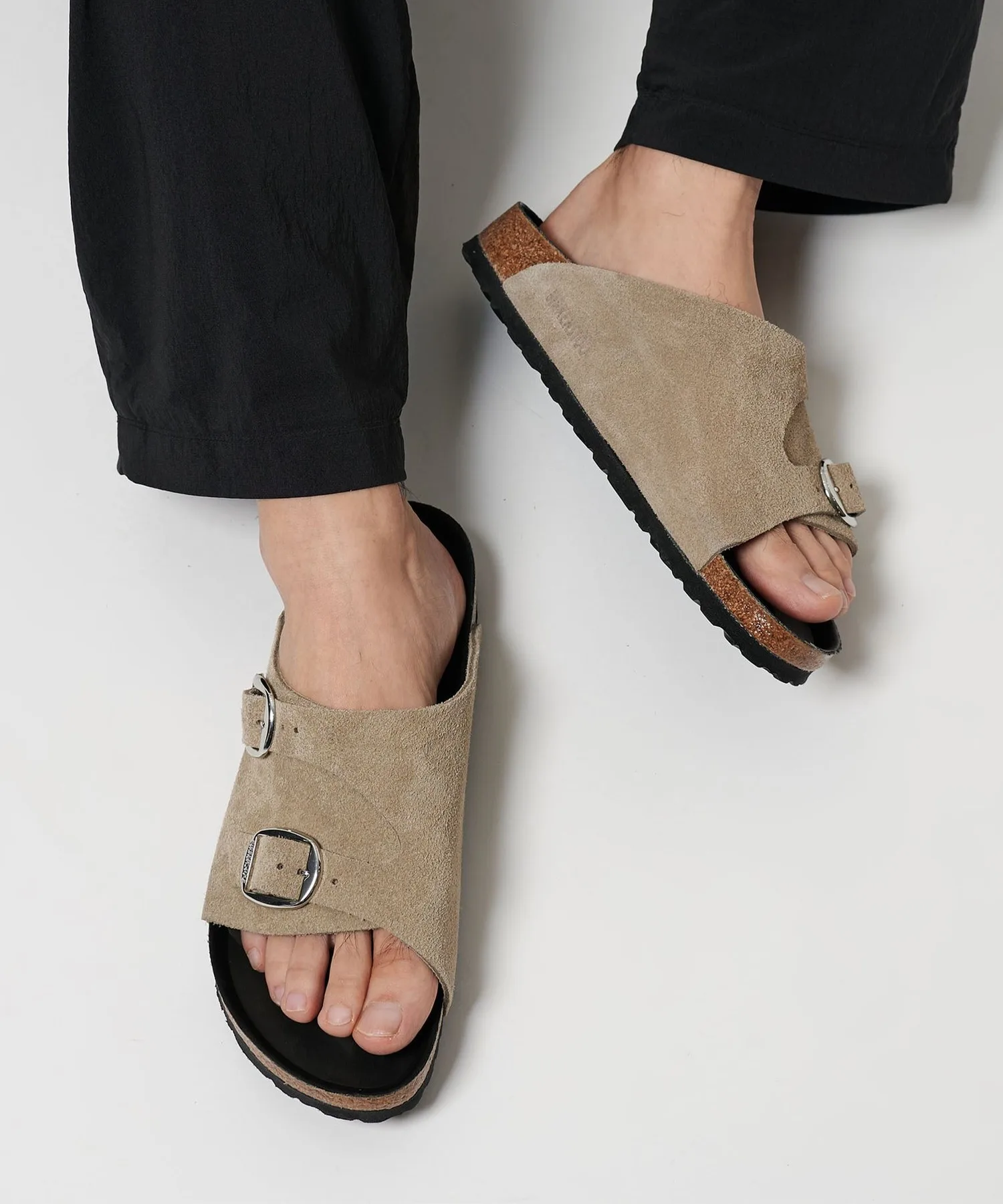 Мужские сандалии Zurich BIRKENSTOCK с анатомической стелькой бежевые — фото 3