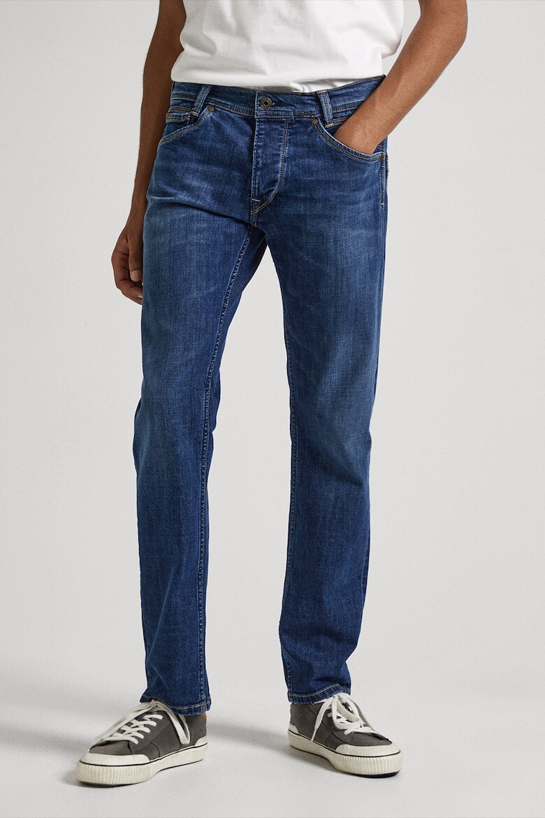 

Джинсы на теле Pepe Jeans London, синий