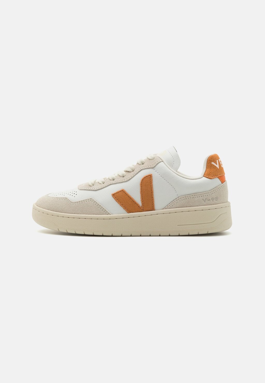 

Низкие кроссовки V-90 Veja, цвет extra white/umber