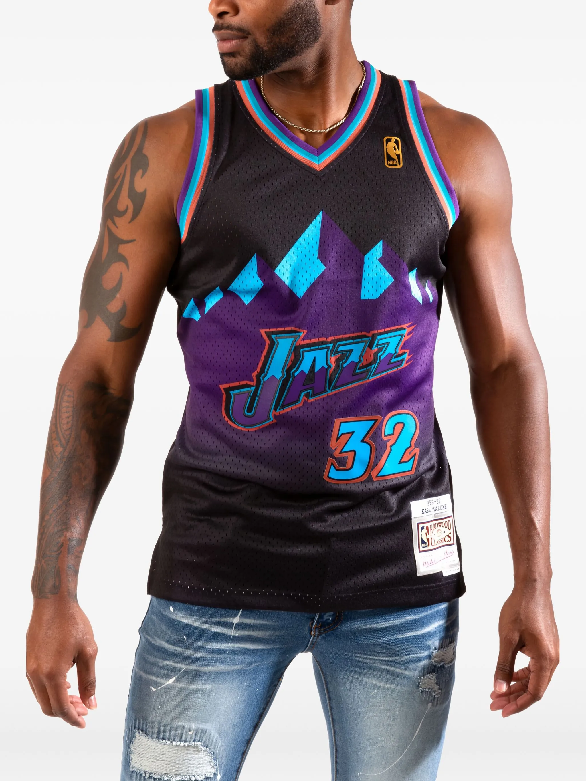 

Футболка Reload Swingman NBA Utah Jazz 1996 Karl Malone Mitchell & Ness, черный
