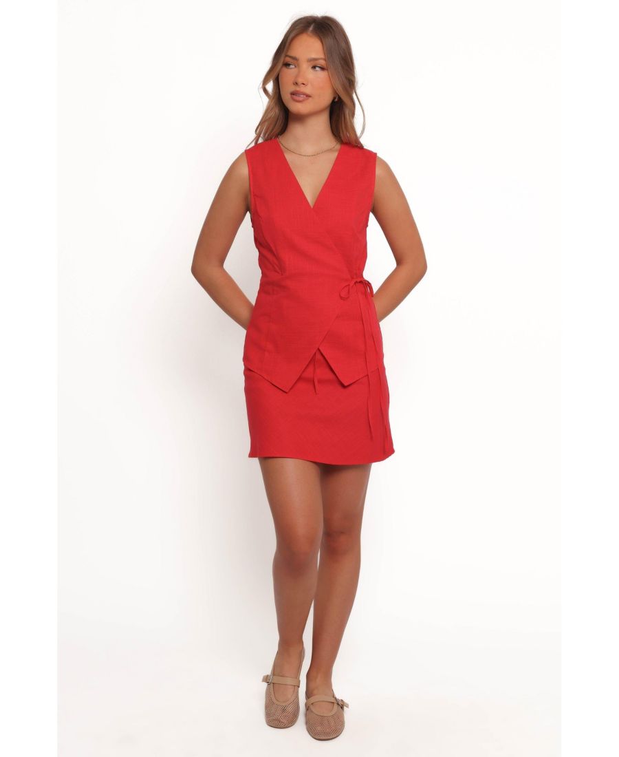 

Женская льняная блузка Vanni с запахом спереди, кремового цвета Petal and Pup, Red