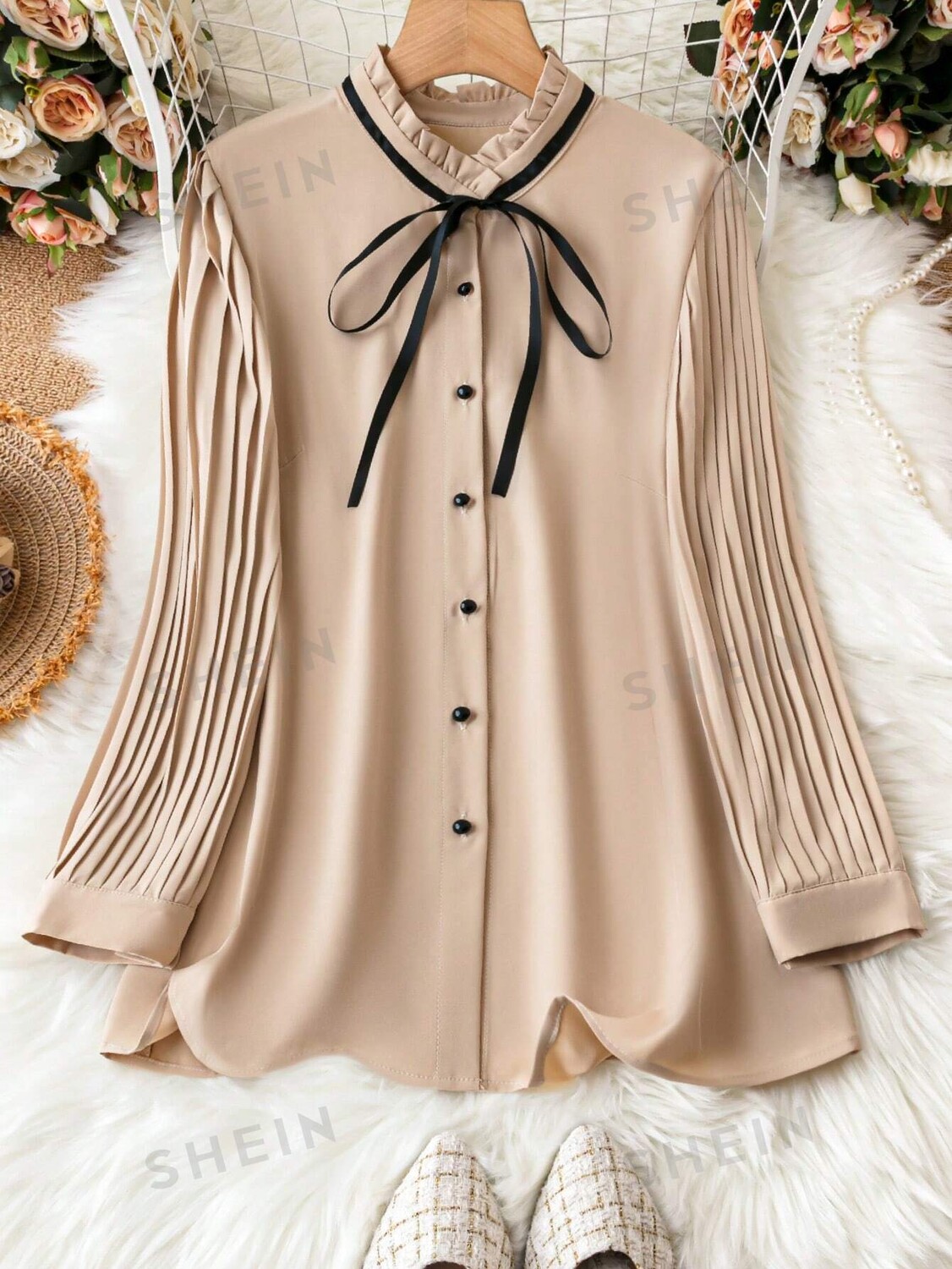 

Clasi: Женские повседневные рубашки больших размеров на шнуровке с пуговицами Shein, хаки