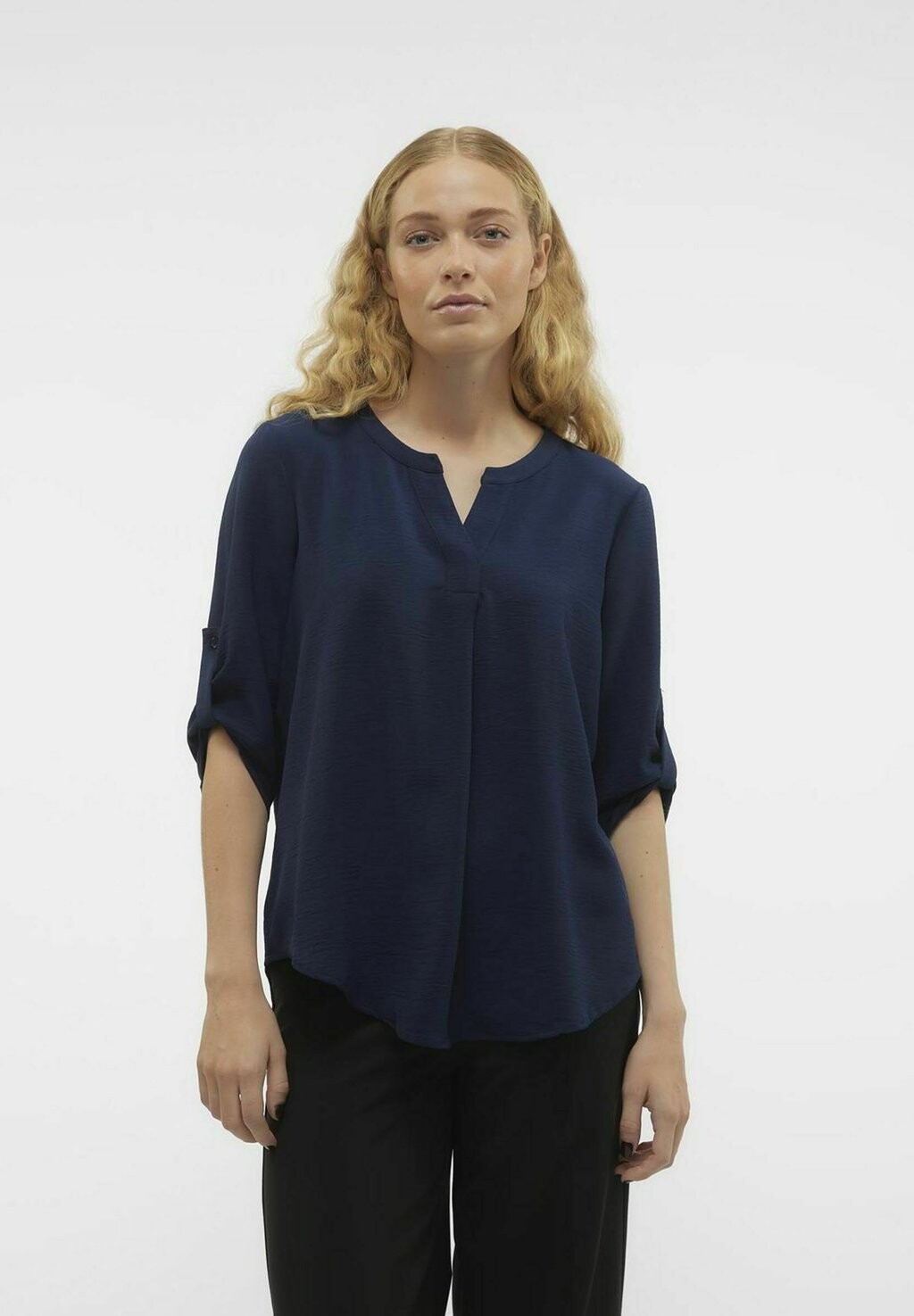 

Блузка Vero Moda, цвет navy blazer