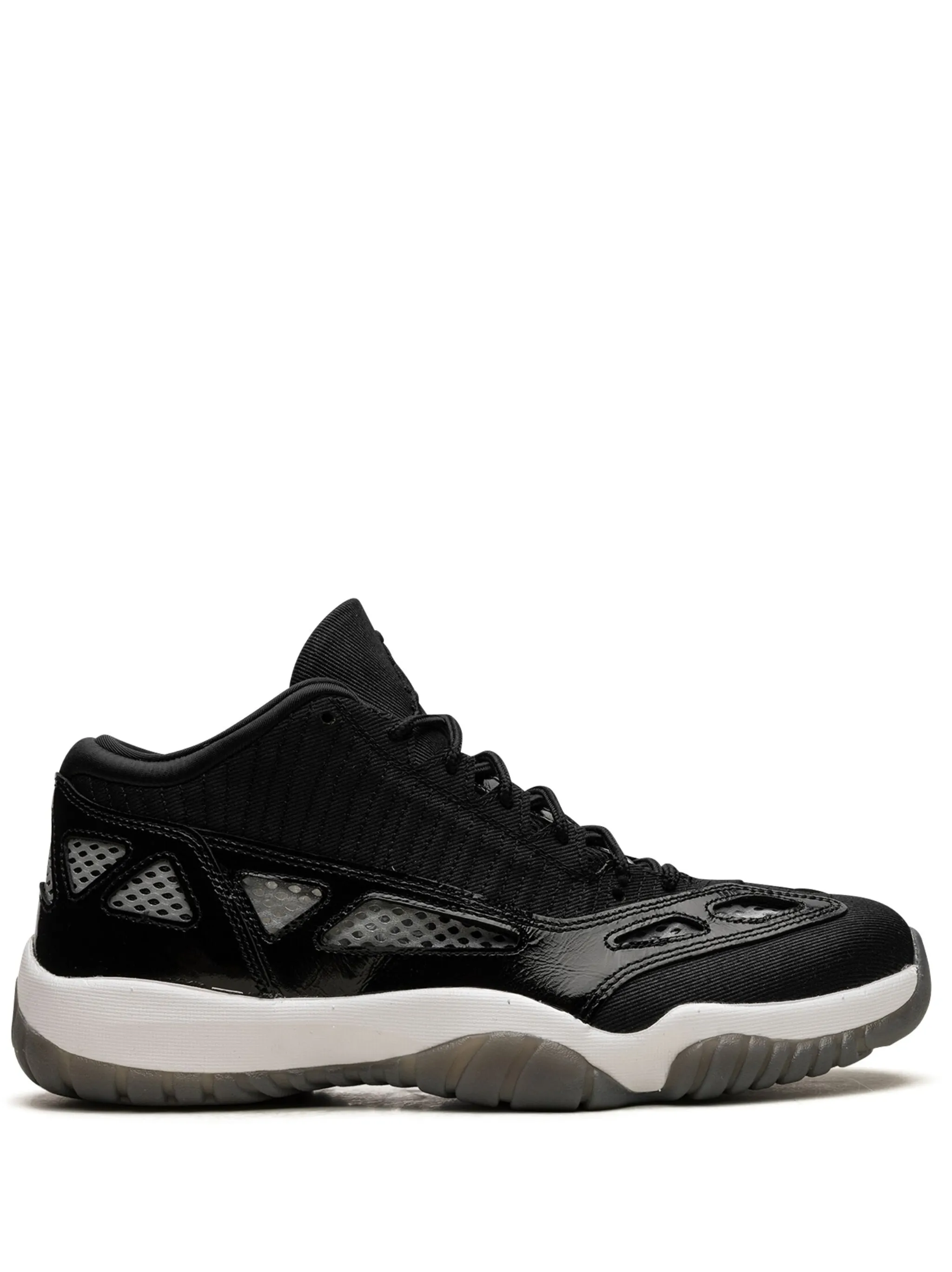 

Кроссовки Air Jordan 11 Low IE Black/White, черный