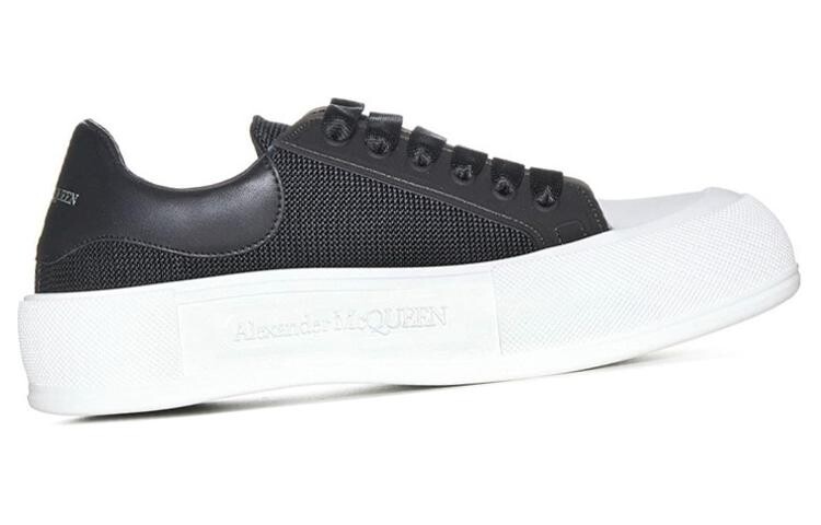 

Alexander McQueen Deck Lifestyle Shoes Men Low-top Black