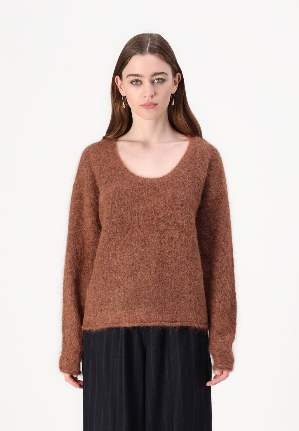 

Свитер NUNY American Vintage, коричневый