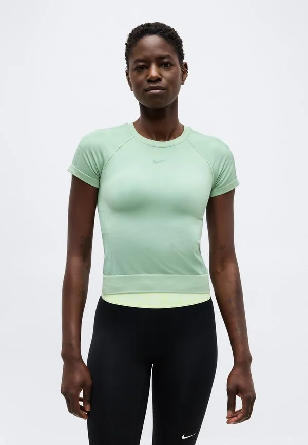 Спортивная футболка Nike Performance, Steam