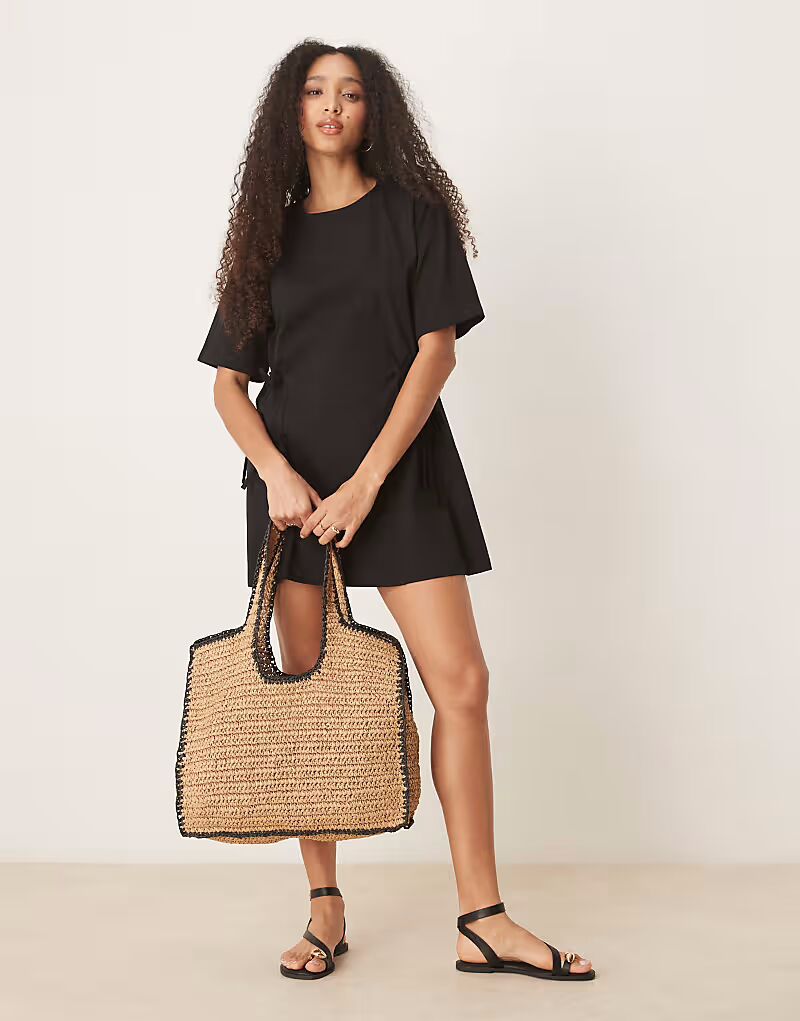 

Платье-рубашка с завязками по бокам и присборенной талией ASOS DESIGN черного цвета
