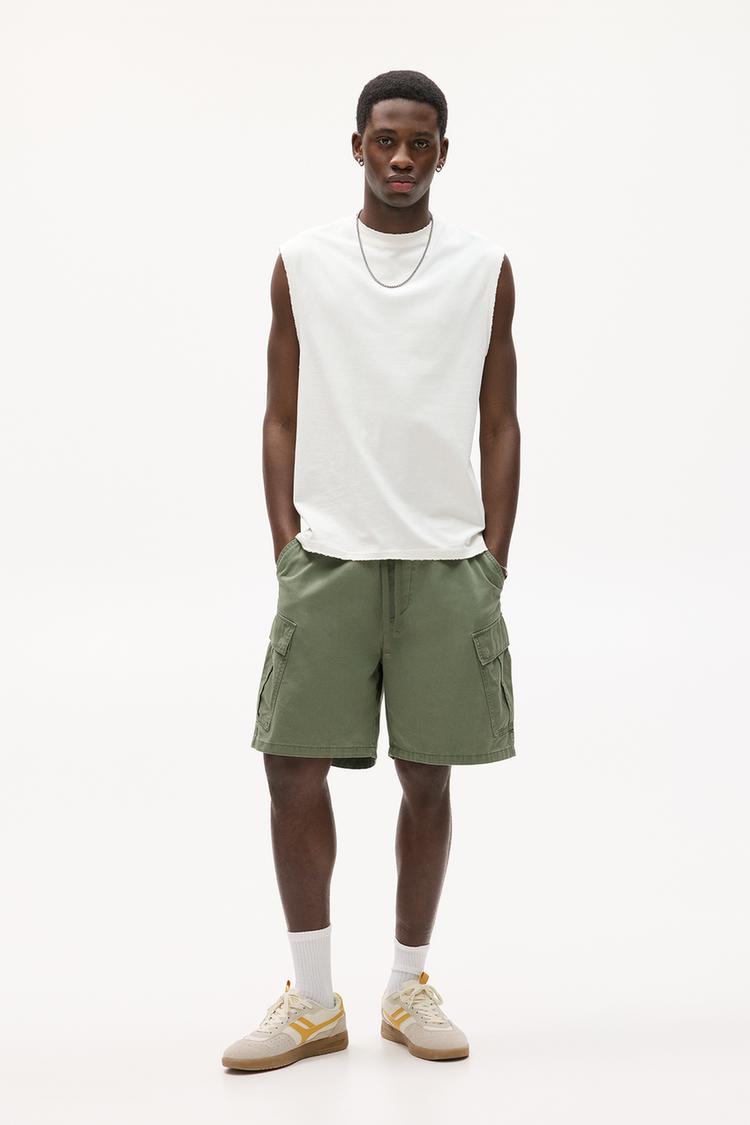 

Шорты-Бермуды Cargo Pull And Bear, хаки