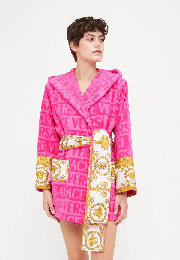 Короткий банный халат с капюшоном, халат в стиле барокко. Versace, Pink