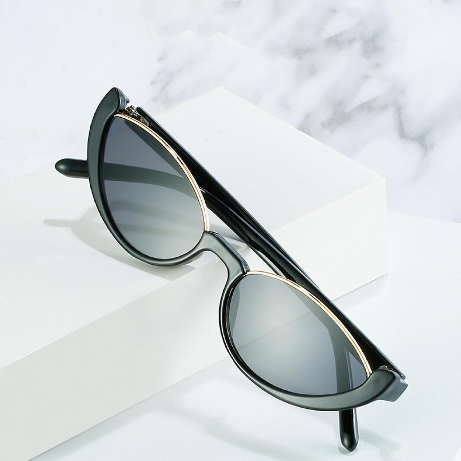 

Солнцезащитные очки с защитой от УФ-излучения UV400 | Маленькая заклепка "кошачий глаз" | Для женщин и мужчин, для занятий спортом на открытом воздухе и вождения DSVIGF, C1black-black