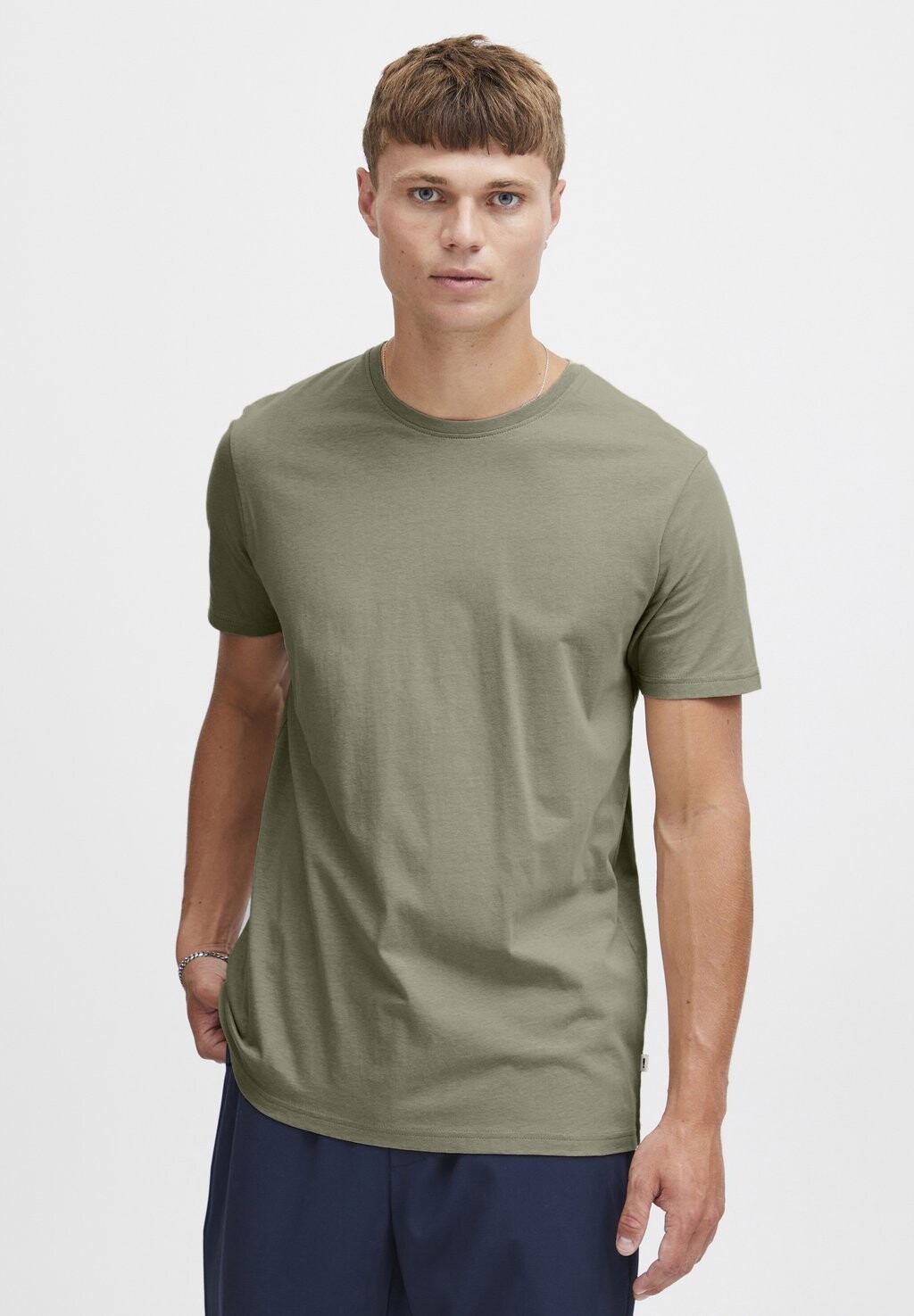 

Футболка базовая ROCK SS Solid, цвет vetiver