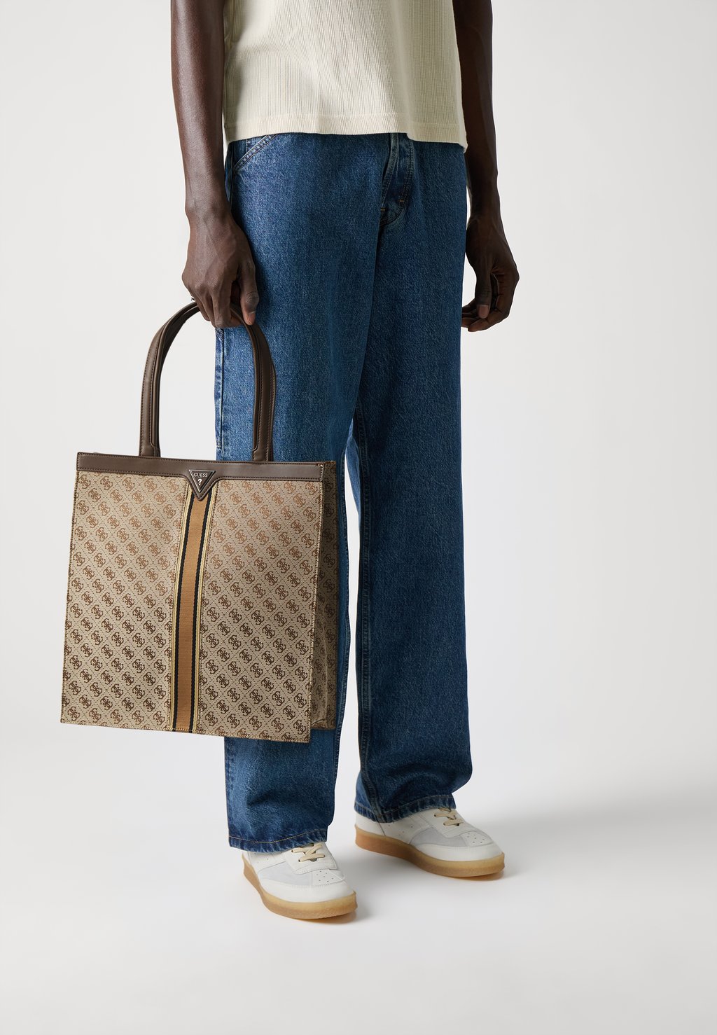 

Сумка-тоут MILANO TOTE Guess, бежевый
