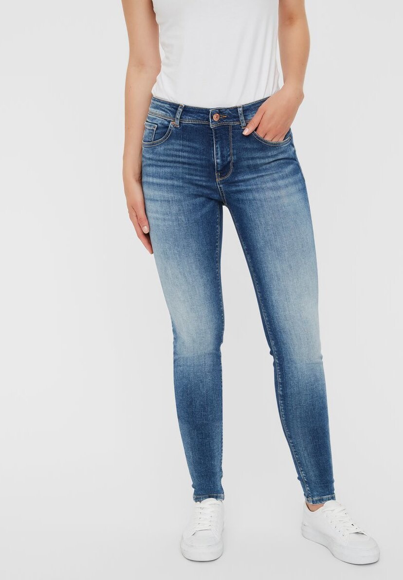 

Джинсы Skinny Fit VMLUX Vero Moda, цвет medium blue denim